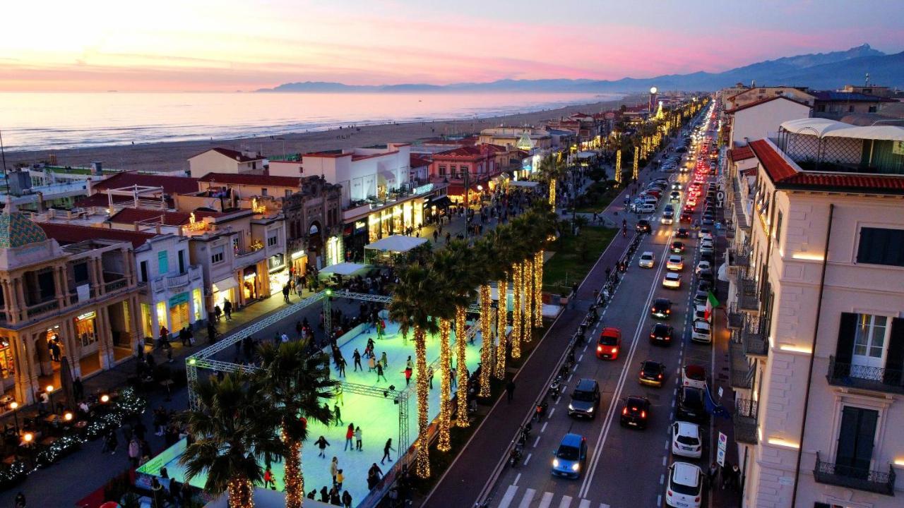 Hotel Tahiti Viareggio Exterior photo